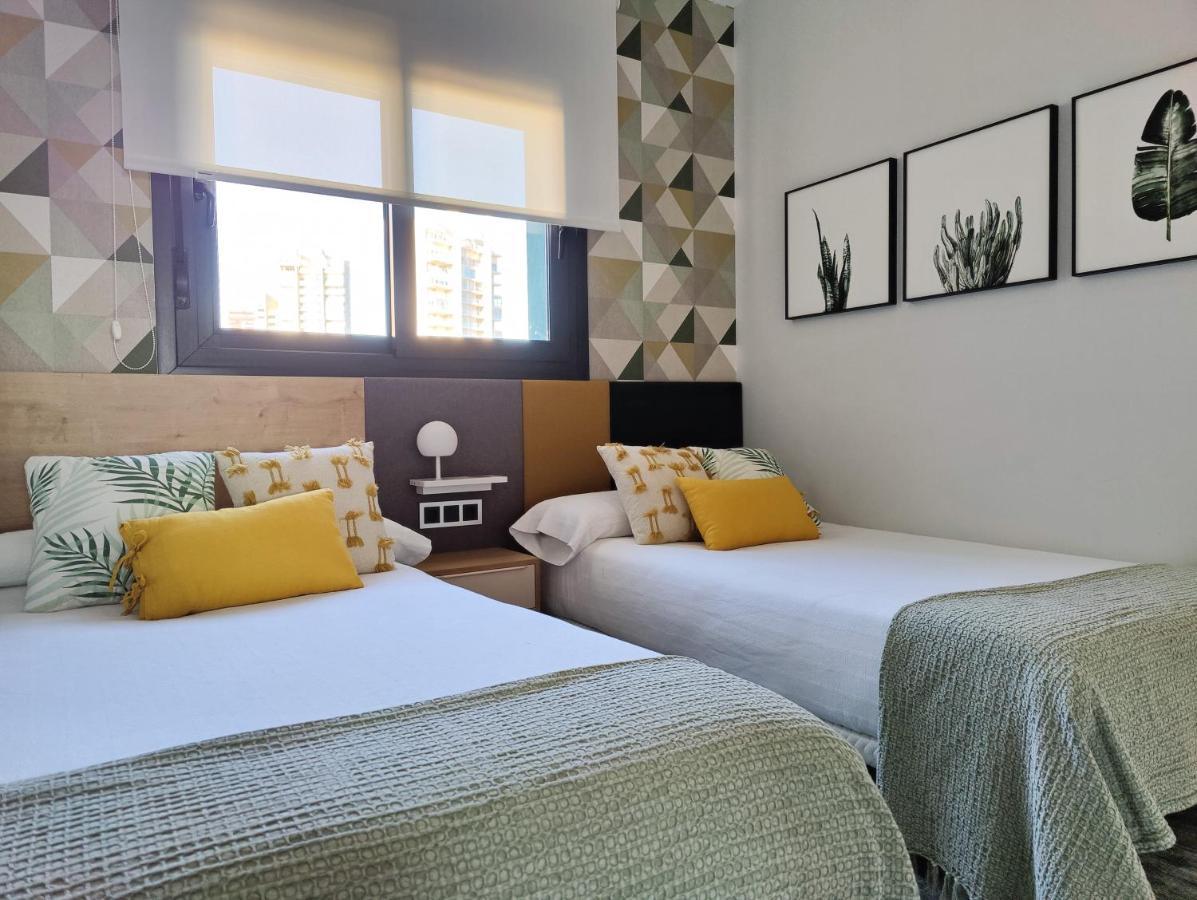 Sunset Waves Superb Apartments Benidorm Bagian luar foto